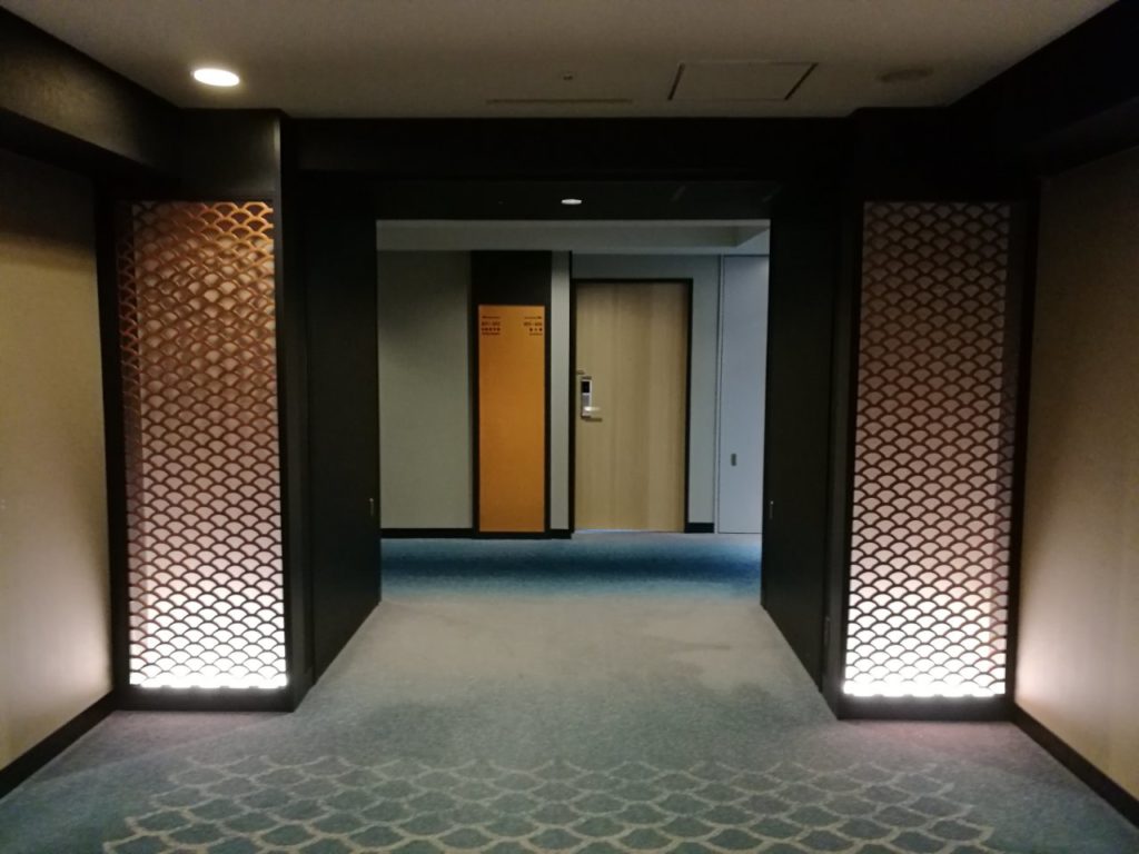 ヒルトンルーム階エレベーターホール