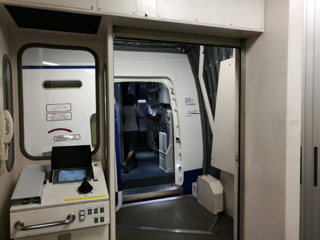 羽田-クアラルンプールANAプレミアムエコノミー搭乗