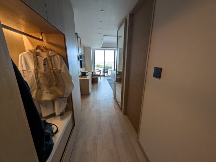 部屋に入ったところ