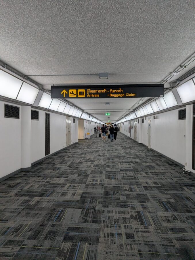 バンコク・ドン�ムアン空港到着