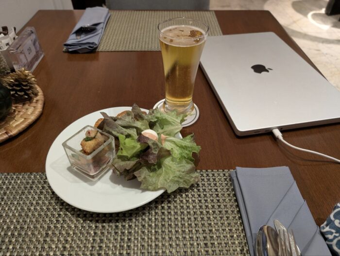 ザ・ラウンジ
