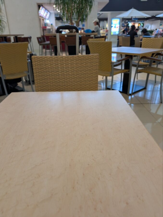 石垣空港に到着。