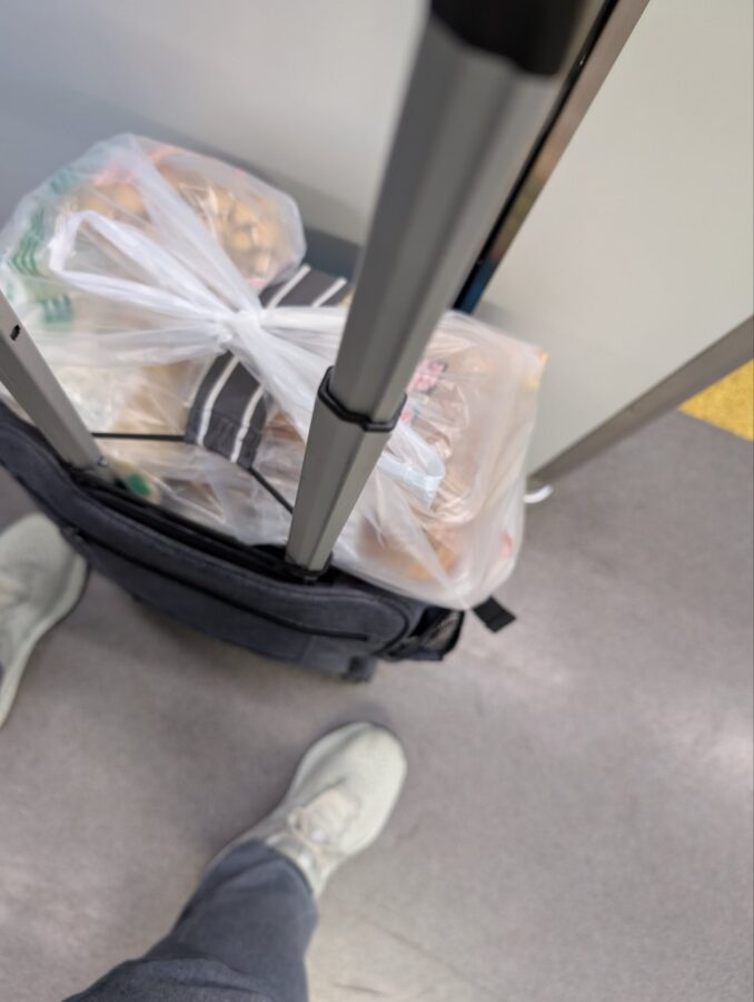 電車で帰宅。
