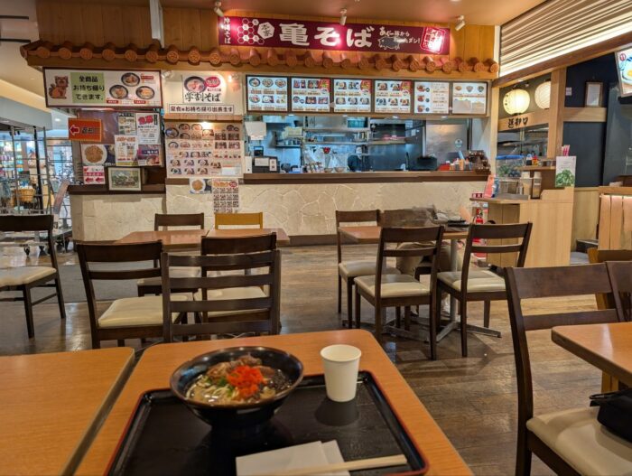 小禄イオンで昼食