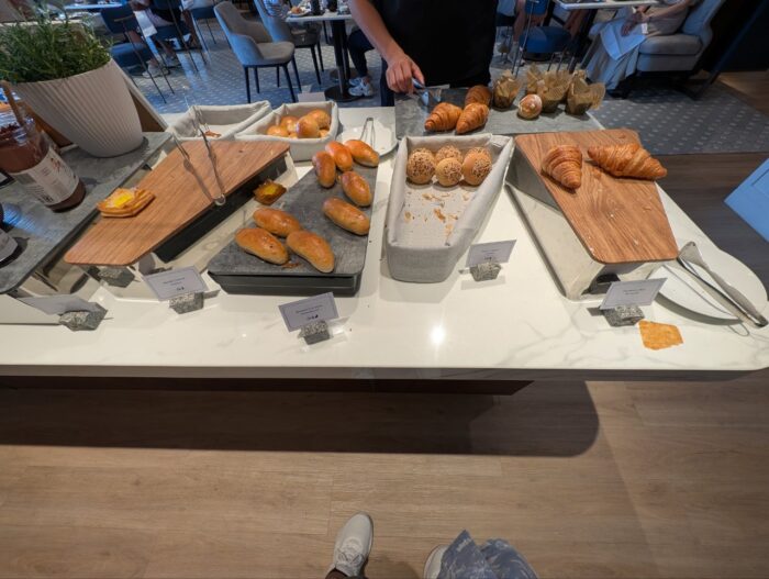 朝食・パン・シリアル