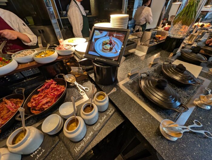 エッグスタンド
