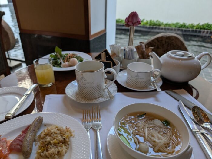 朝食