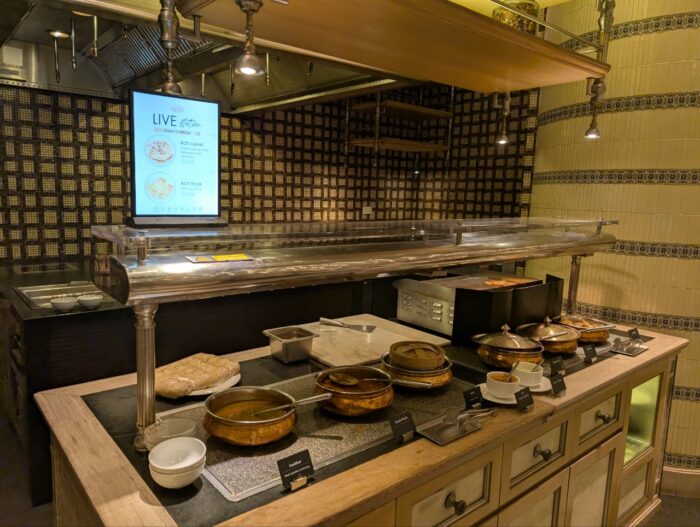 ロティチャナイ