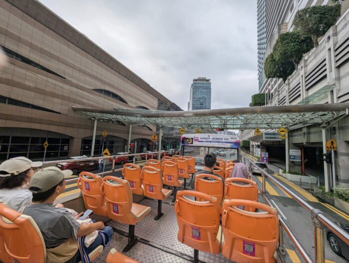 クアラルンプール市内観光 2階建てホップオン ホップオフバス乗車券（マレーシア）