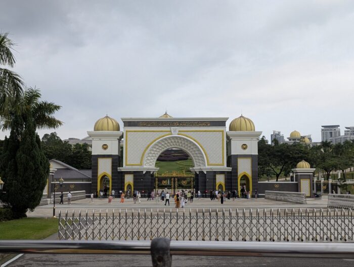 クアラルンプール市内観光 2階建てホップオン ホップオフバス乗車券（マレーシア）