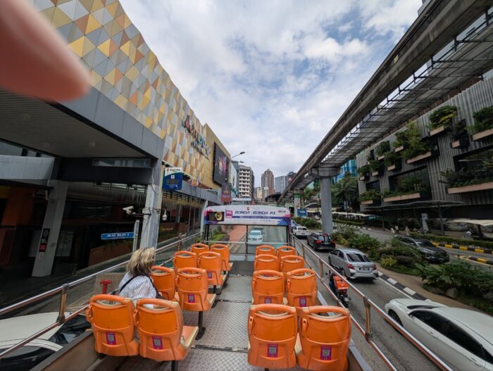 クアラルンプール市内観光 2階建てホップオン ホップオフバス乗車券（マレーシア）