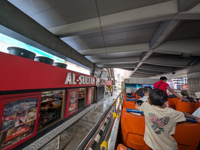 クアラルンプール市内観光 2階建てホップオン ホップオフバス乗車券（マレーシア）