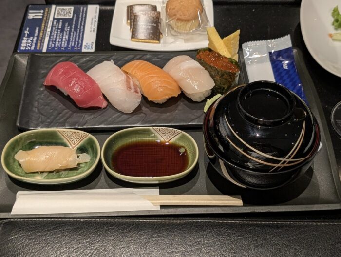 ANAスイートラウンジお寿司。