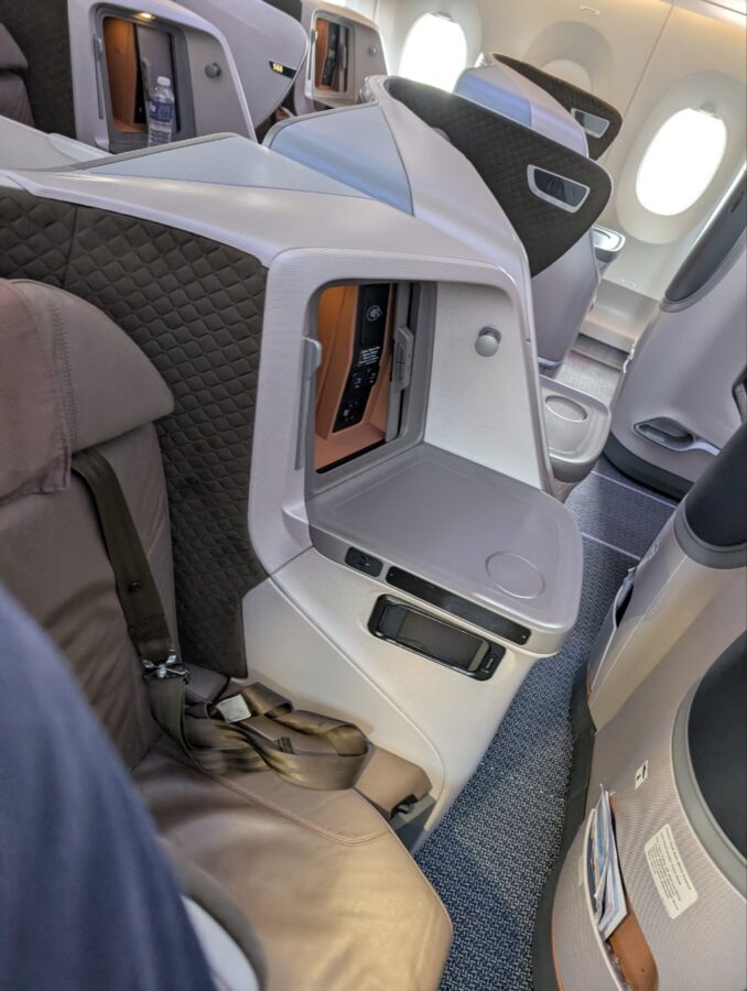 シンガポール航空ビジネスクラス。